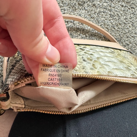 EUC Calvin Klein Snakeskin Crossbody Purse - Picture 7 of 8